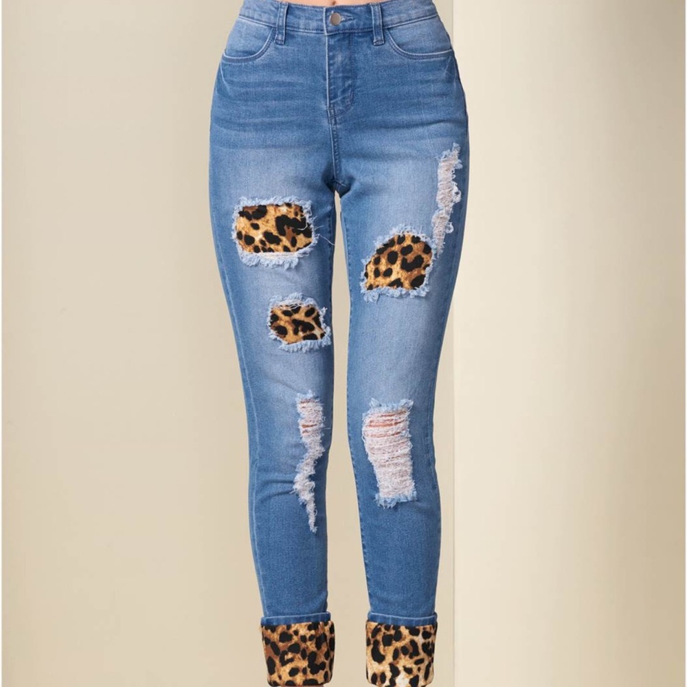 Venus Leopard Cuffed Jeans Size 4 - Picture 2 of 11